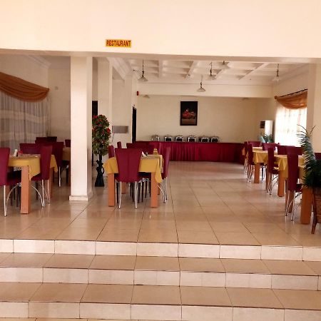 Hotel Benizia Asaba Luaran gambar